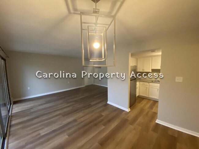 Building Photo - 500 Umstead Dr