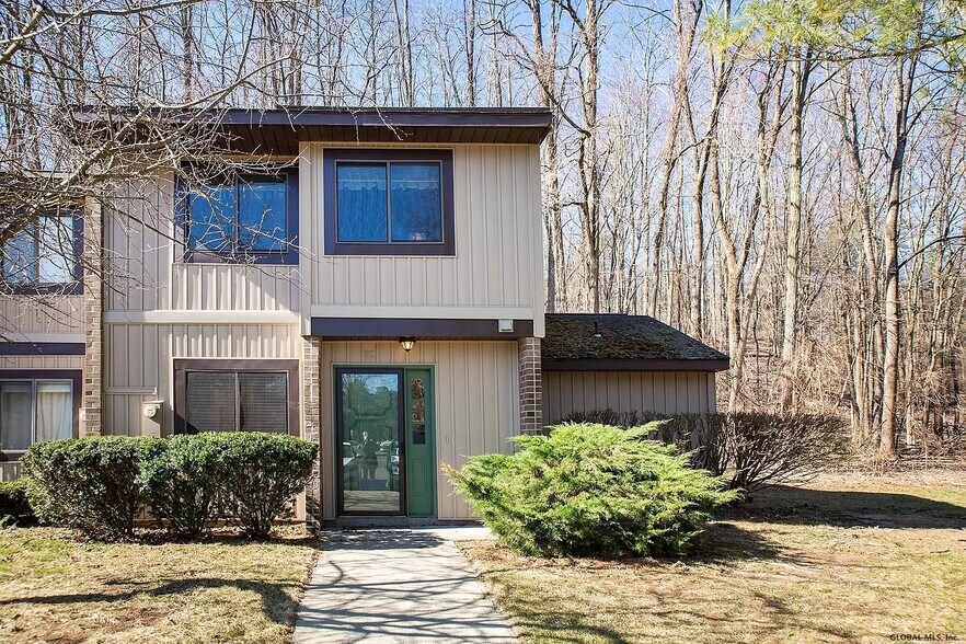 Building Photo - 82 Crestwood Ter