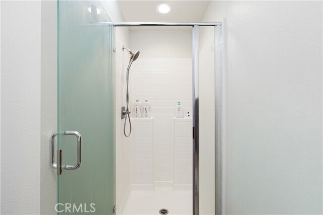 Building Photo - 166 Novel