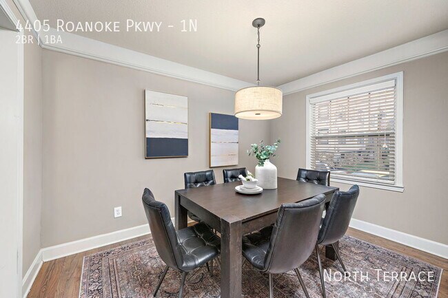 Building Photo - 4405 Roanoke Pkwy