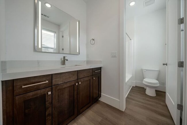 Building Photo - SPECTACULAR VIEWS, MIL APT, BRAND NEW MOUN...