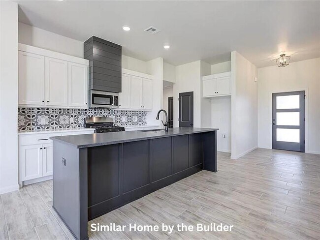 Building Photo - 2008 W Flintlock Wy