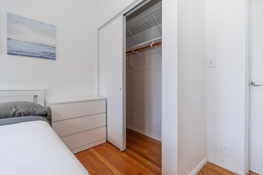 Building Photo - 1794 1st Ave