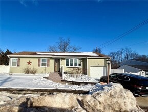 Building Photo - 87 Indian Head Rd