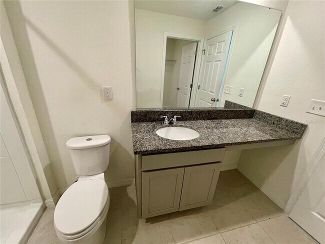 Building Photo - 348 Towns Cir