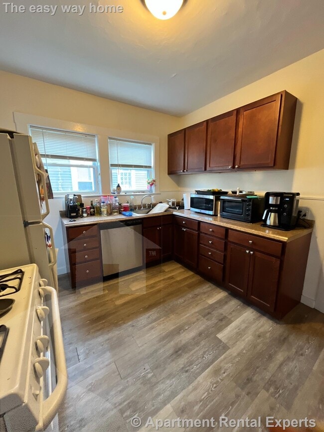 Building Photo - 303 Alewife Brook Pkwy