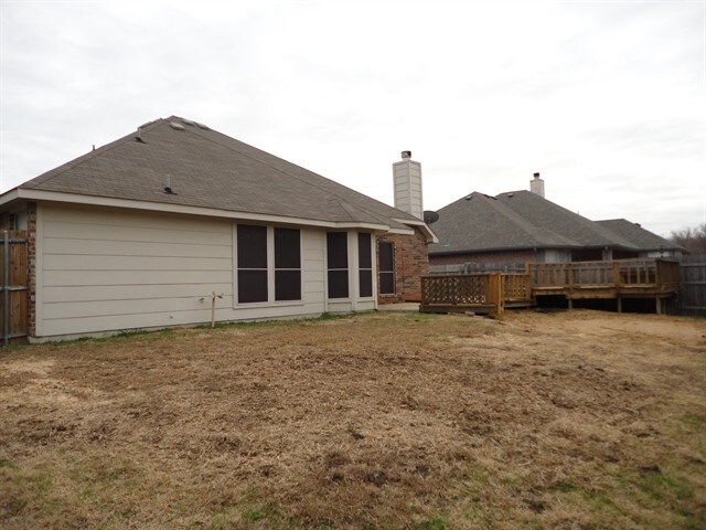Building Photo - 3707 Sycamore Ln