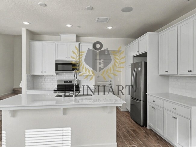 Building Photo - 1454 Farmhouse Ln