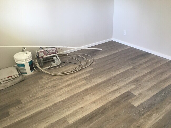 Building Photo - 8516 Washington Blvd SW