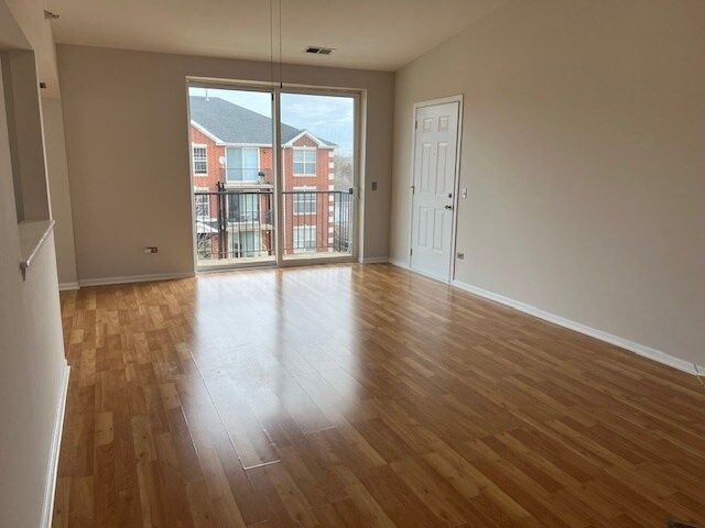 Building Photo - 16650 Liberty Cir