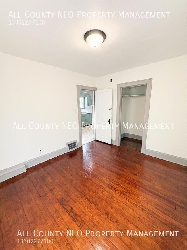 Building Photo - 841 Concord Ave