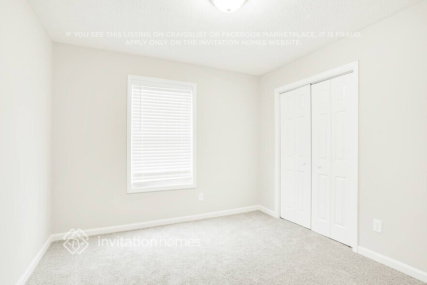 Building Photo - 3442 Mustang Dr