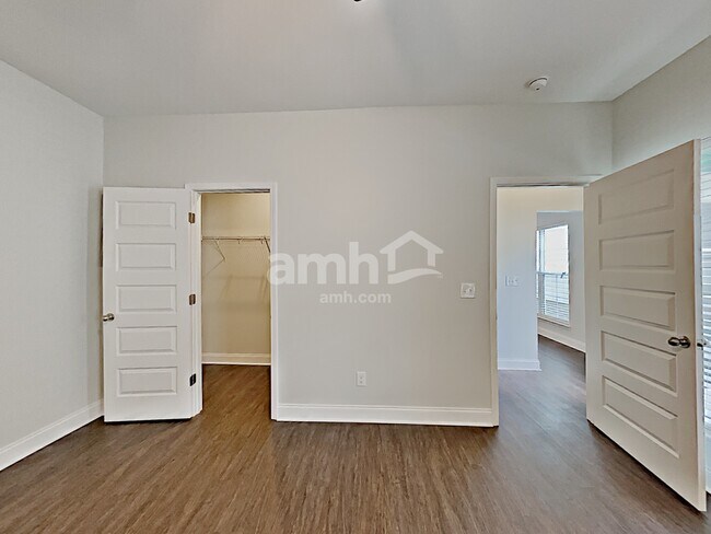 Building Photo - 5318 Tupelo St