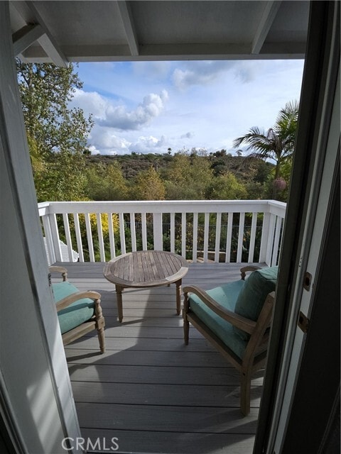 Building Photo - 44 Blanco