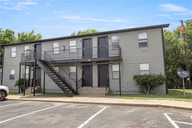 Building Photo - 1702 Mineral Wells Hwy