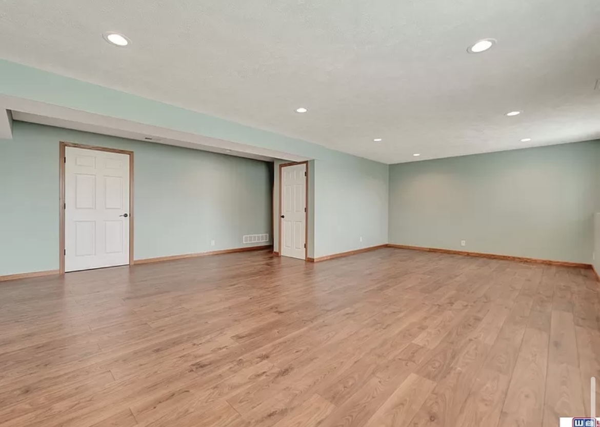 Building Photo - 6522 S 57th St