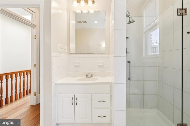 Building Photo - 14 Seaton Pl NW