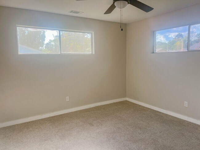 Building Photo - 3518 Redd Dr