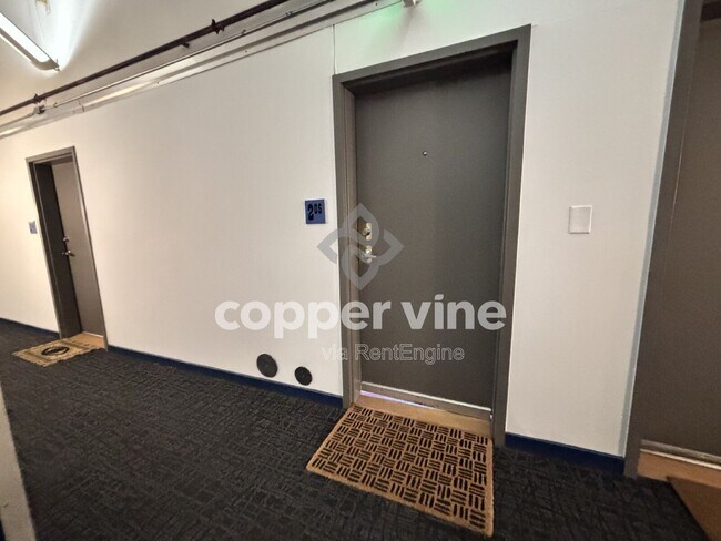 Building Photo - 1050 Cherokee St