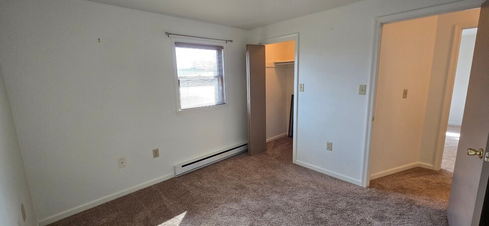 Rear bedroom - 636 W Center St