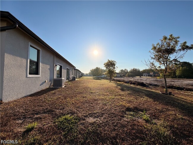 Building Photo - 454 Grant Blvd