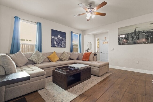 Building Photo - 2303 Starks Ave