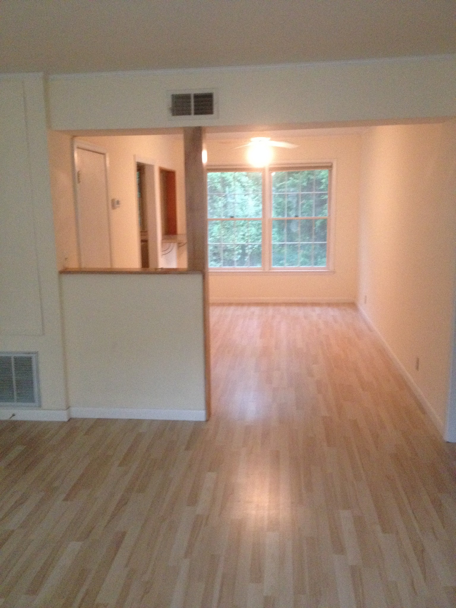 Building Photo - 2527 Hydraulic Rd
