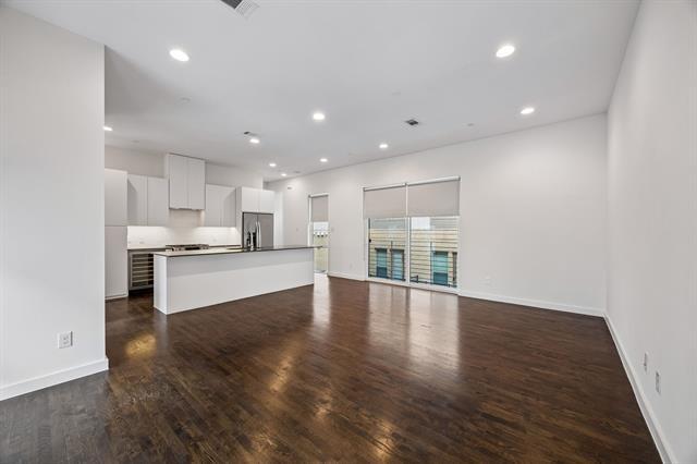 Building Photo - 4905 Live Oak St