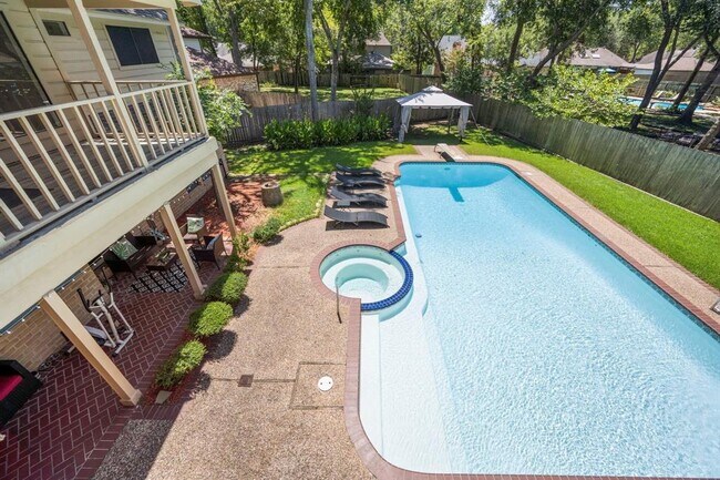 Building Photo - 1903 Fawn Way Ct
