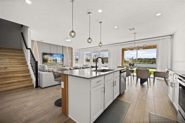 Building Photo - 11163 Great Rock St