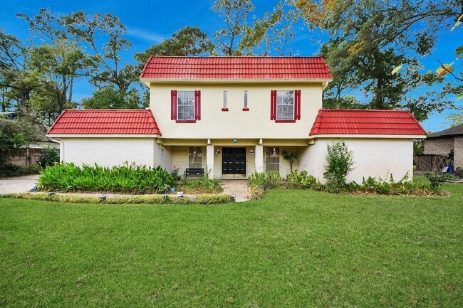 Building Photo - 17 Winged Foot Dr