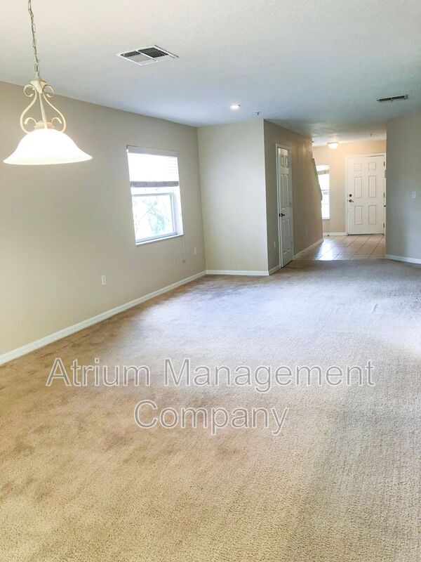 Building Photo - 331 Freedom's Ring Dr