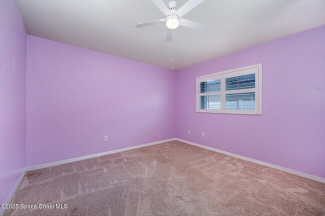 Building Photo - 776 Carriage Hill Rd