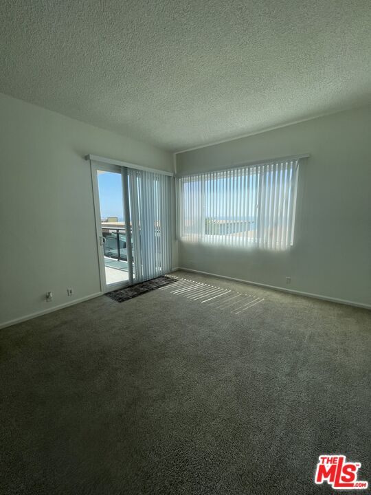 Building Photo - 18079 Coastline Dr