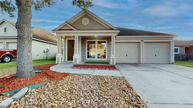 Building Photo - 16611 Cheshire Grove Ln