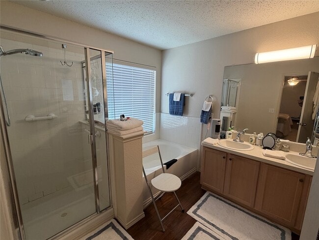 Building Photo - 1203 Mallard Dr