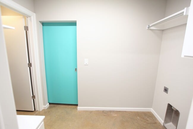 Building Photo - Playful, Modern Home - Deer Creek Schools,...