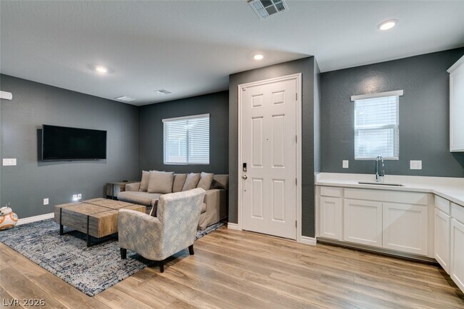 Building Photo - 4432 Mural Glen Ct