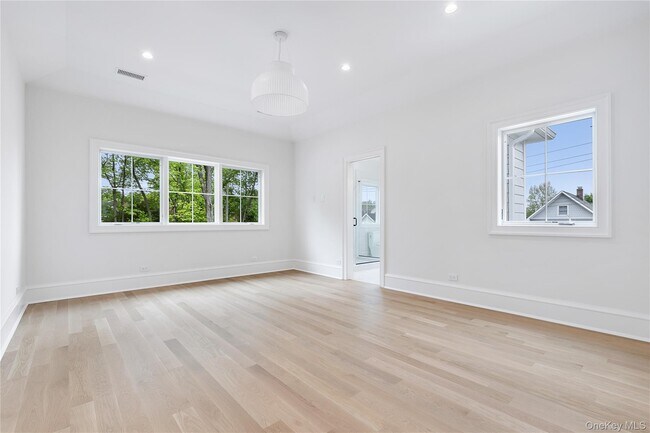 Building Photo - 75 Orchard Ave