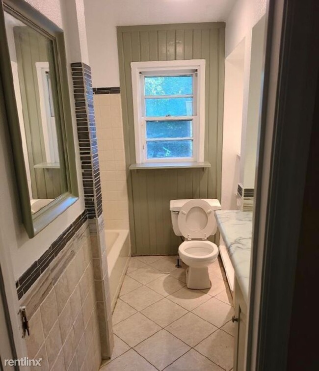 Building Photo - 3 br, 1 bath House - 315 Wheeler Ave