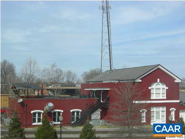 Building Photo - 755 Walker Square