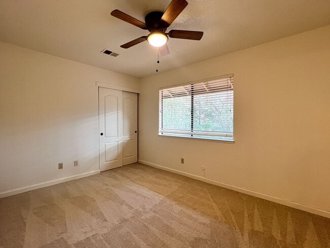 Building Photo - Charming 4 Bedroom Browns Valley Napa Home