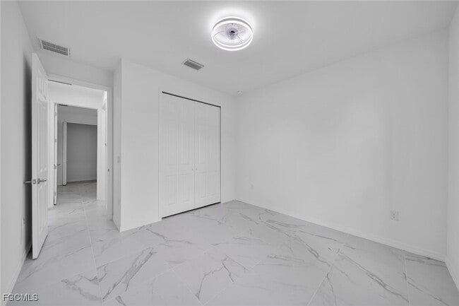 Building Photo - 2505 48th St SW