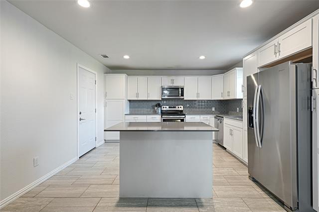 Building Photo - 2504 Burnett Dr