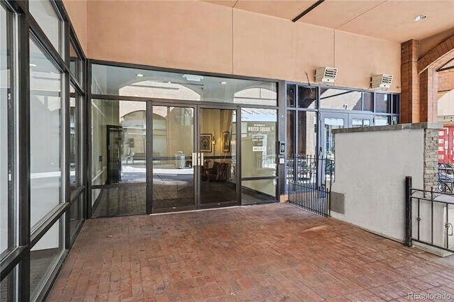 Building Photo - 1512 Larimer St