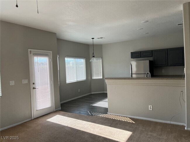 Building Photo - 8037 Peaceful Village Pl