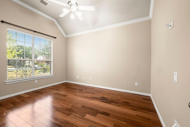 Building Photo - 17439 Memorial Mills Dr