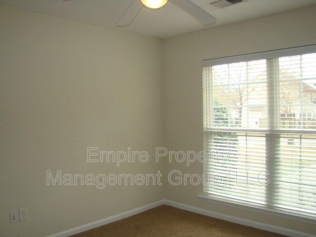 Building Photo - 321 Afton Ln