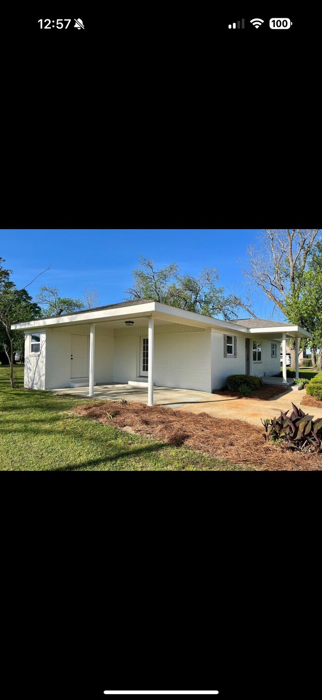 Building Photo - 8336 S Park Ave