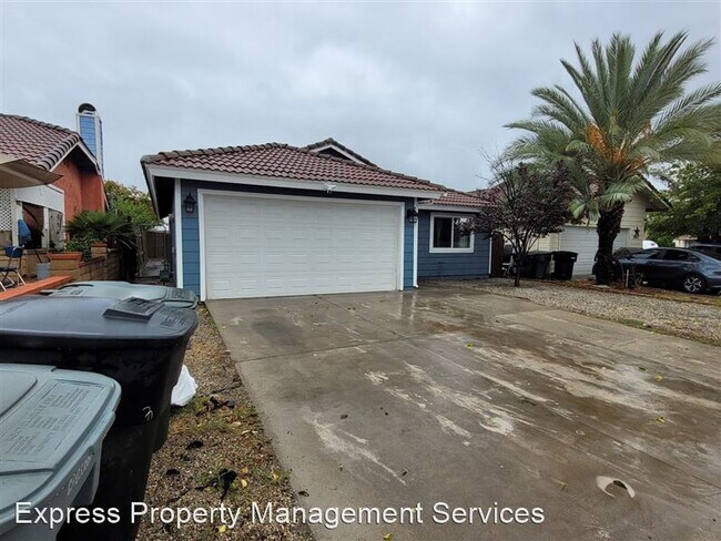 Building Photo - 1851 Eucalyptus St